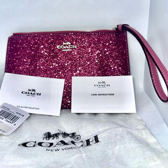 NWT COACH LARGE HOT PINK WRISTLET - Picture 2 of 9